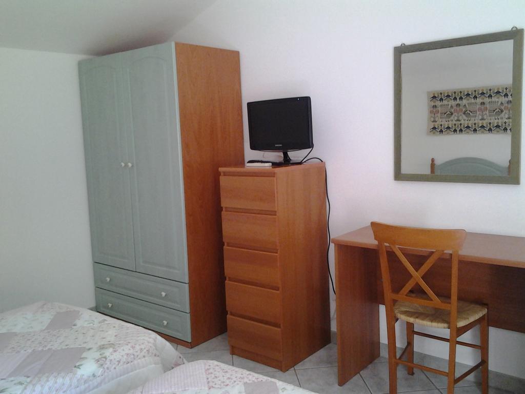 Le Roverelle Ilbono Buitenkant foto