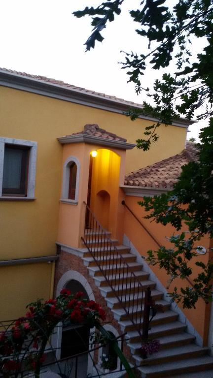 Le Roverelle Ilbono Buitenkant foto